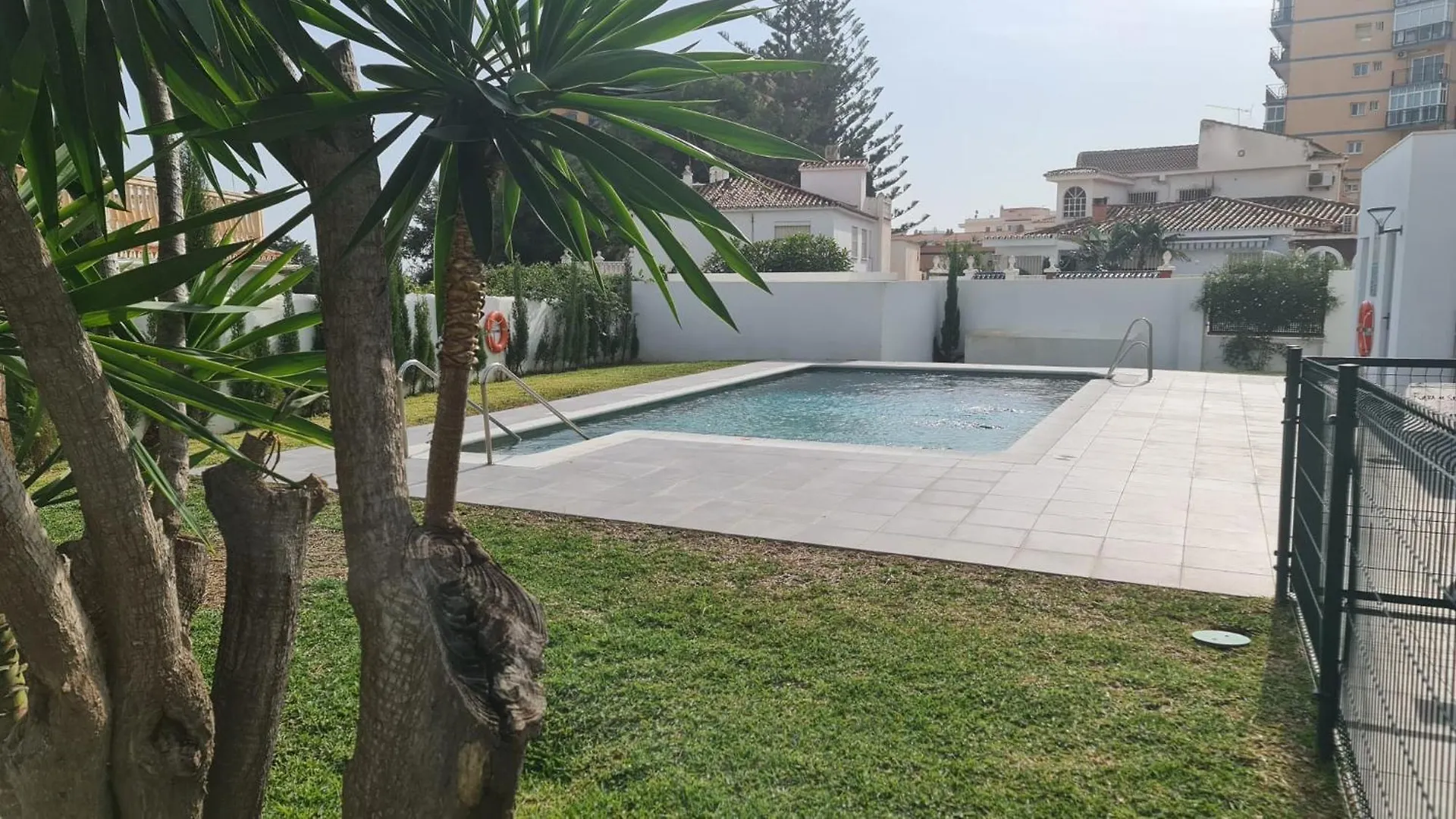 Lucena Beach Atico Soleado Piscina Y Playa Torremolinos