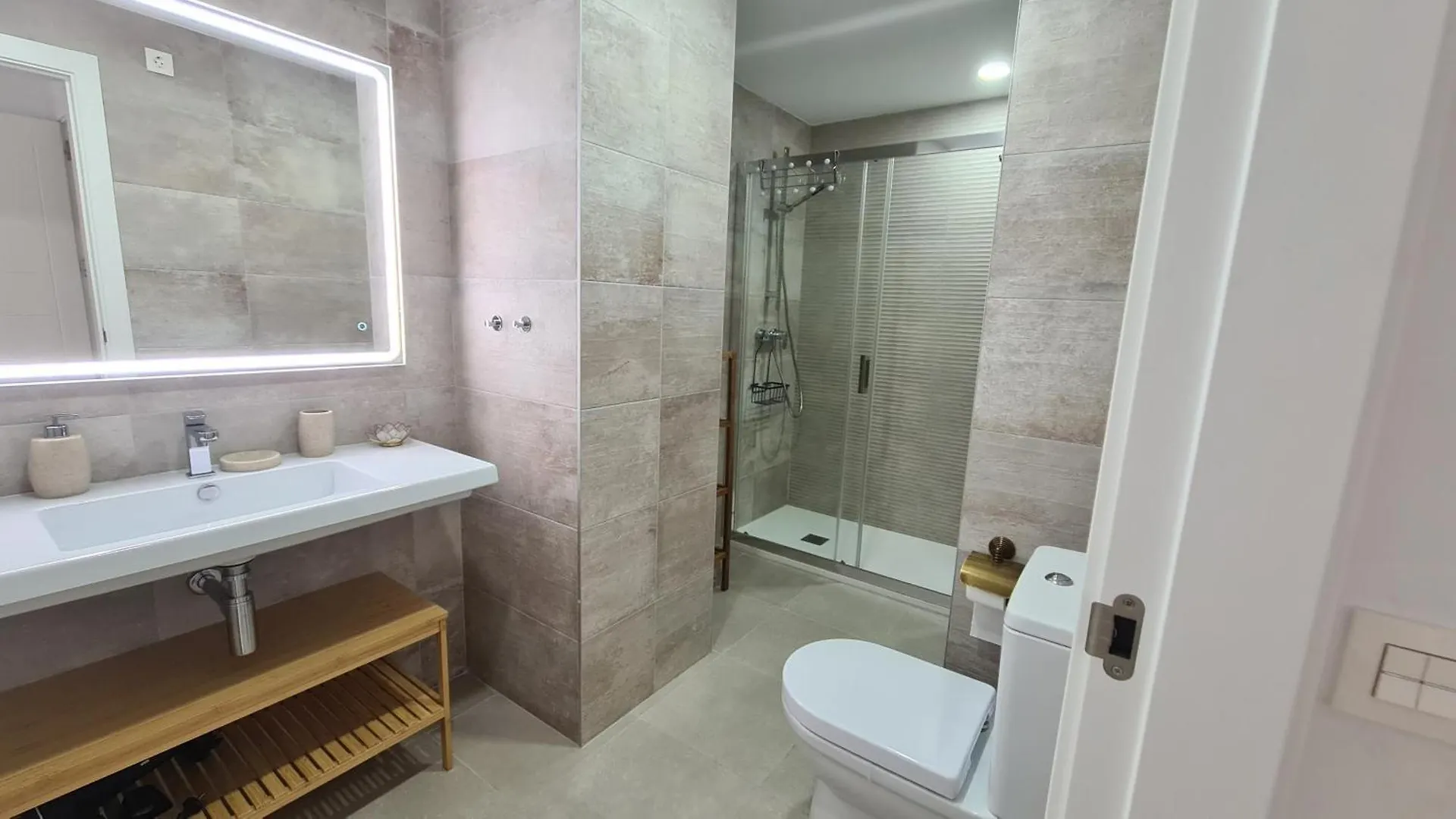 Apartment Lucena Beach Atico Soleado Piscina Y Playa Torremolinos
